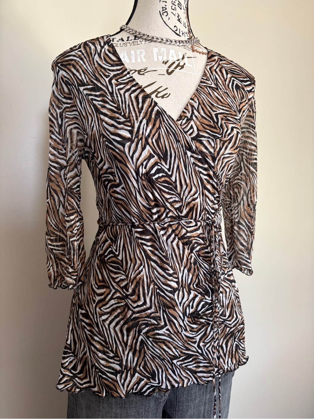 Y2K 100% Silk Tan Zebra Print Tie Back V-Neck Blouse | 2000s Luxury Office Siren - Picture 7 of 13